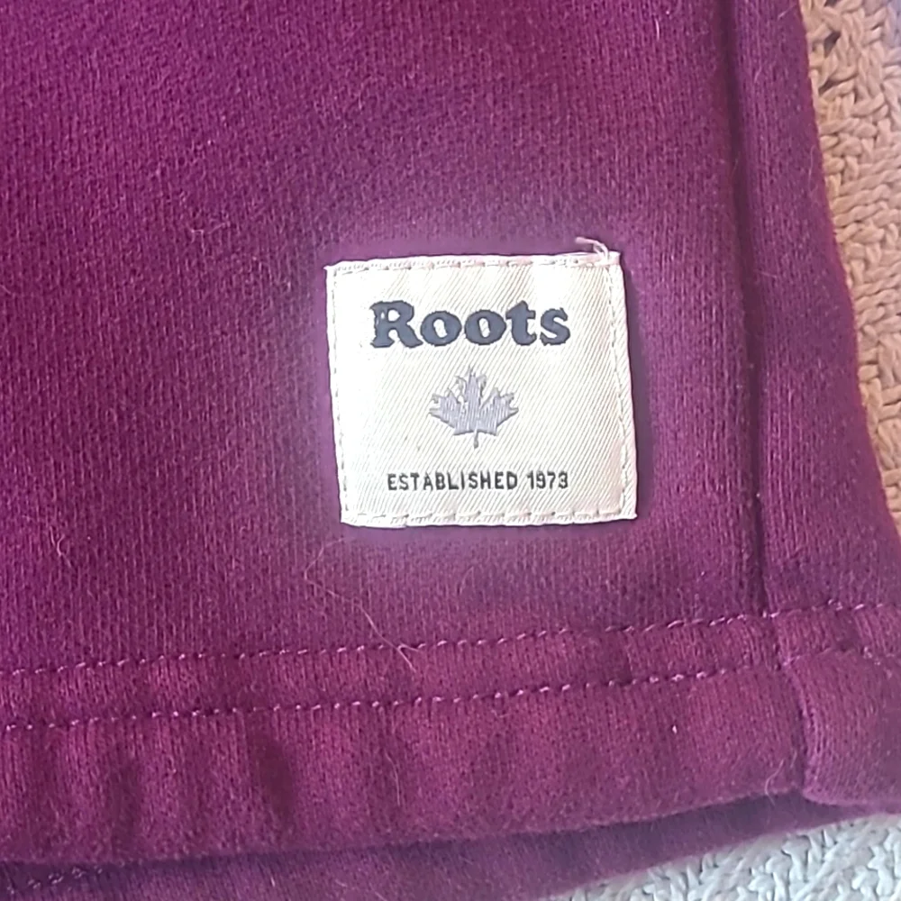 Pink/Purple Candian Roots pullover - Picture 3 of 5
